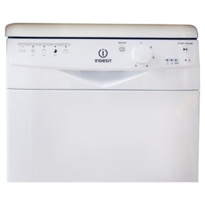 Посудомоечная машина Indesit DSR 15B3