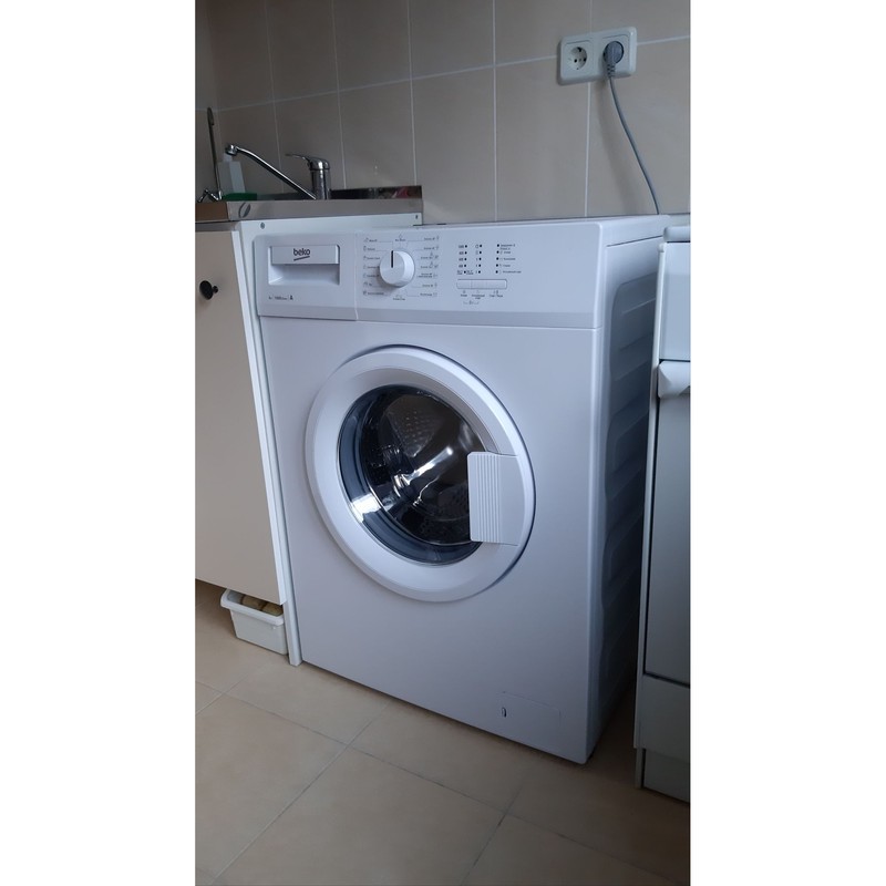 Стиральная машина Beko WRS 45P1BWW — изображение 2