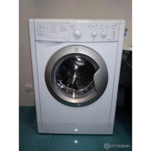 Стиральная машина Indesit IWSC 5085