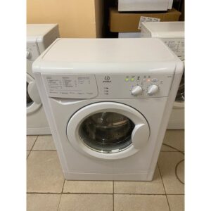Стиральная машина Indesit WISN 82 ( Россия, Липецк )